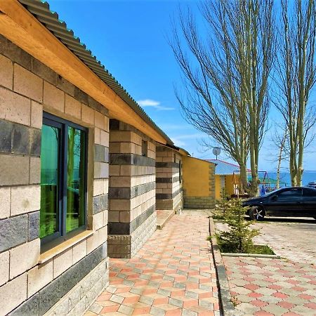 Arevik Verona 3 - Отель На Берегу Озера С Видом На Севанаванк Exteriér fotografie